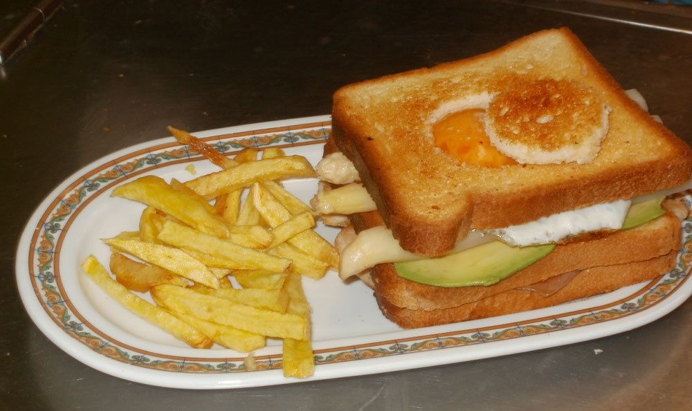 Platos combinados, desayunos y meriendas en León