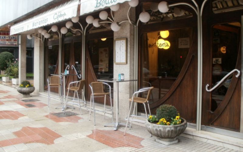 Puerta de entrada de la cafetería